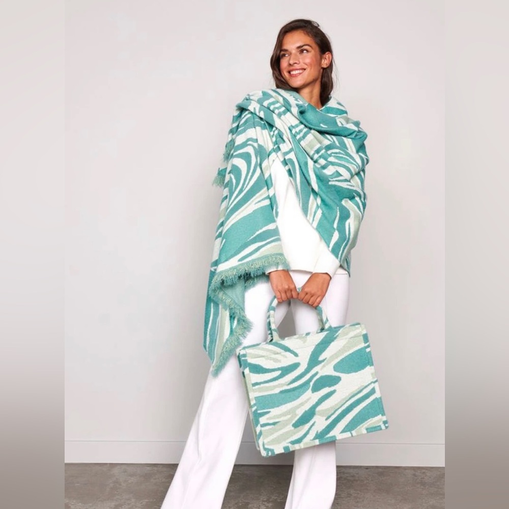 Tote bag with shawl.. 2 piece set.